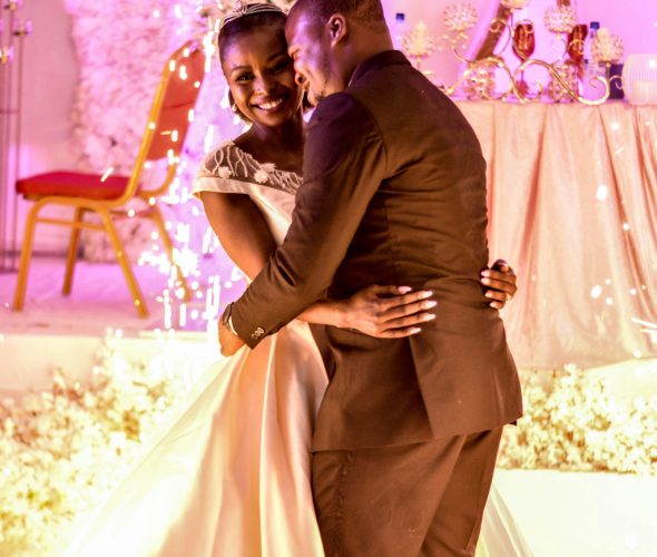 groom_and_bride_in_wedding